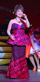 出逢いに感謝・・・35周年川中美幸特別公演 パワフル美幸 オンステージ 人・うた・心