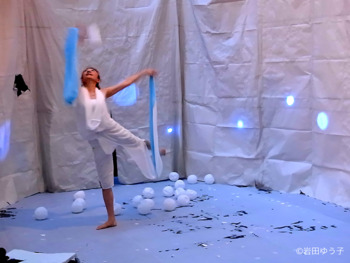 「Lovable Human Beings -Amniotic Fluid-」